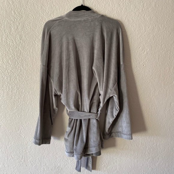 SKIMS Lounge Cardigan With Belt Size M Gray Velour Soft Cozy Fall Winter - Picture 3 of 6